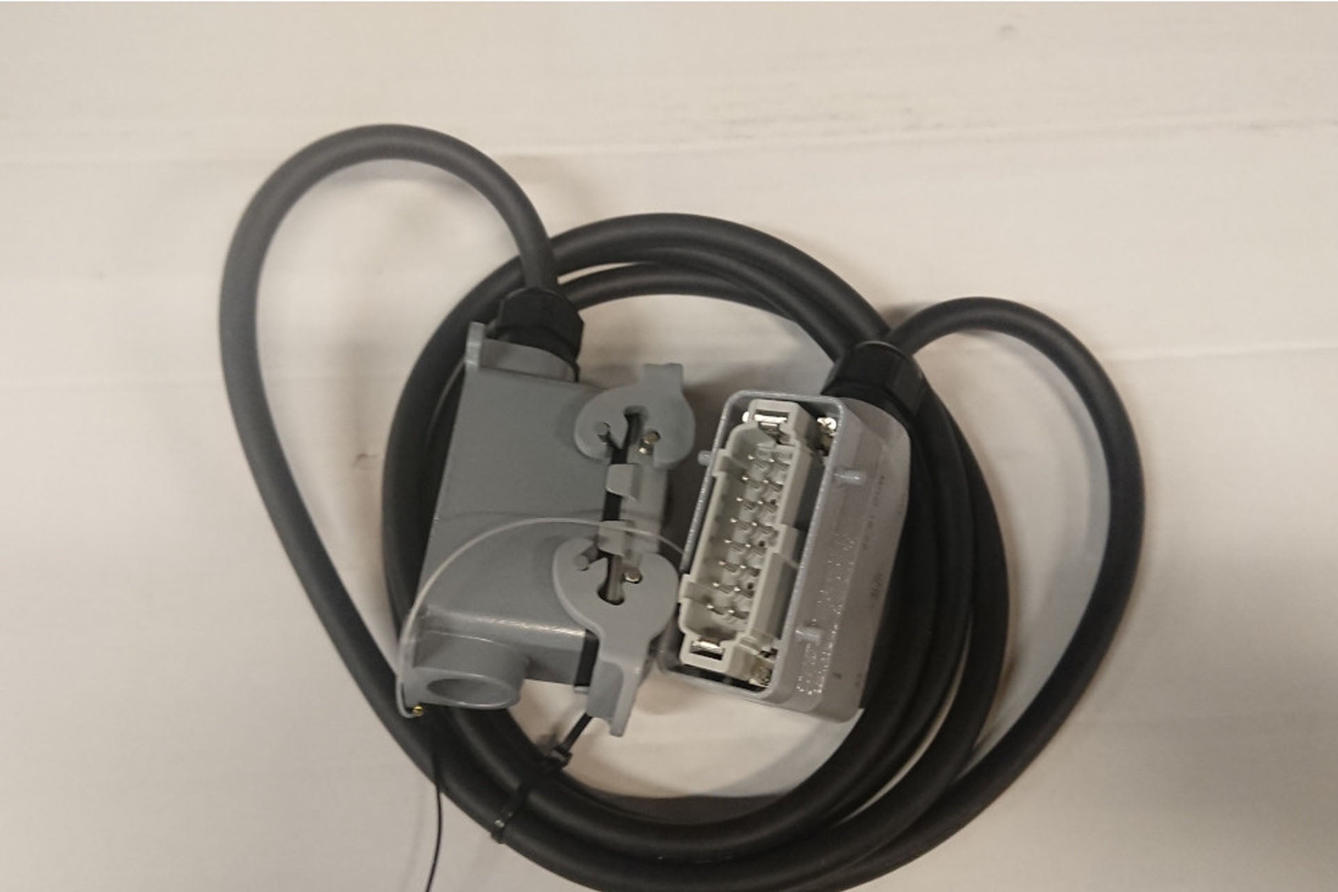 Extension cable V2 3m DS 2022