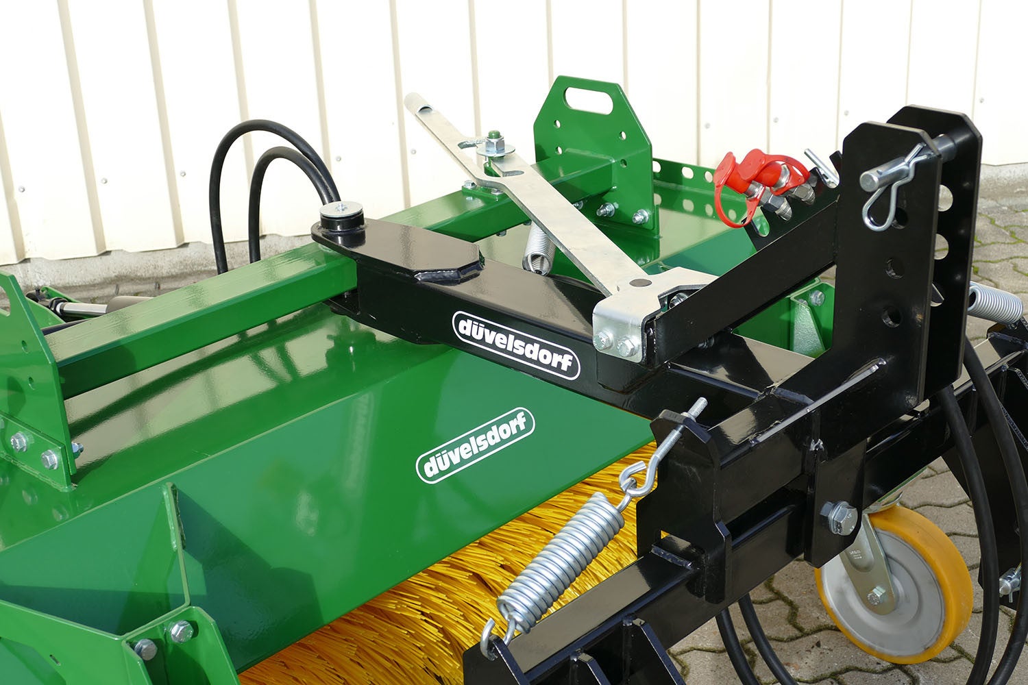 Sopmaskin Profi 150cm, Bultat fäste