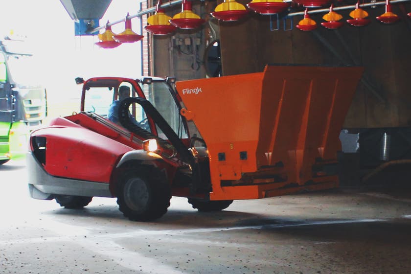 Ströskopa BS1000 för kycklingstall