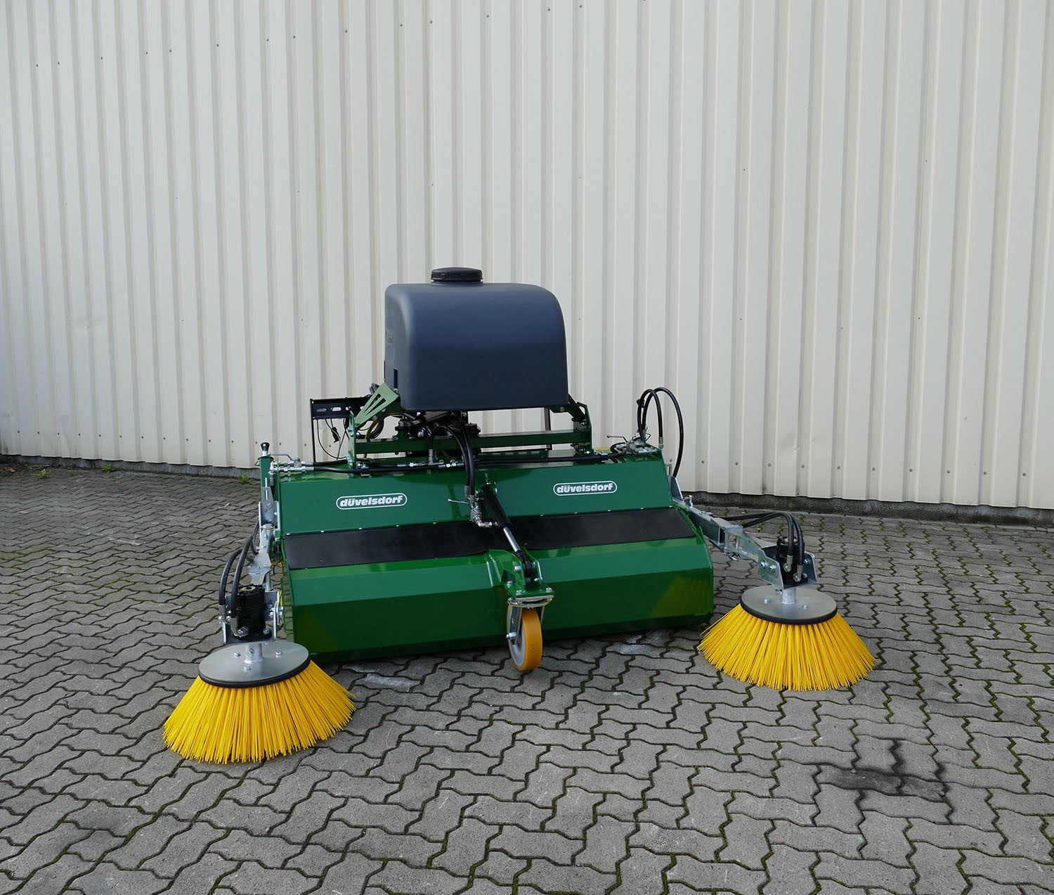 Sopmaskin Profi 150cm, Bultat fäste